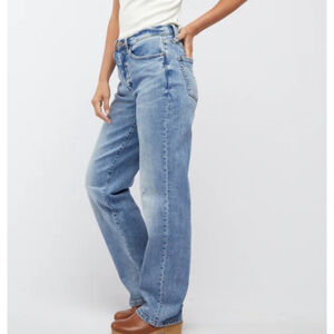 Oliver Logan Distressed Straight High-Rise Button-Fly Women's Jeans 26 Inseam 31